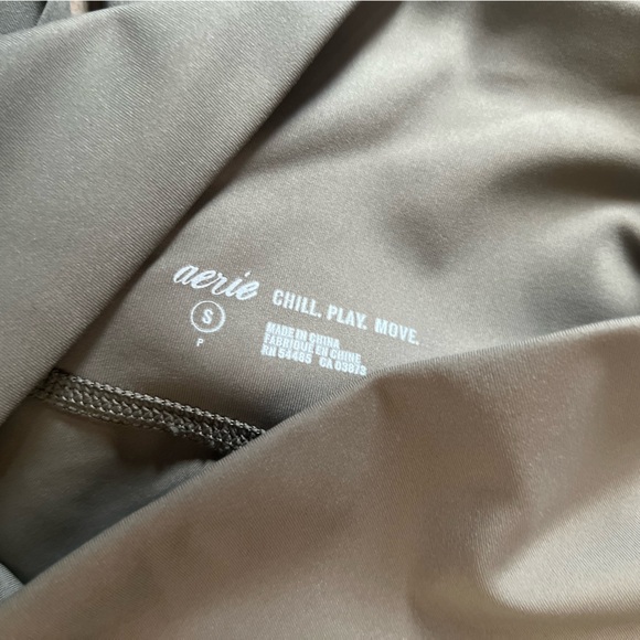 Aerie Sage Green Leggings - Picture 3 of 3